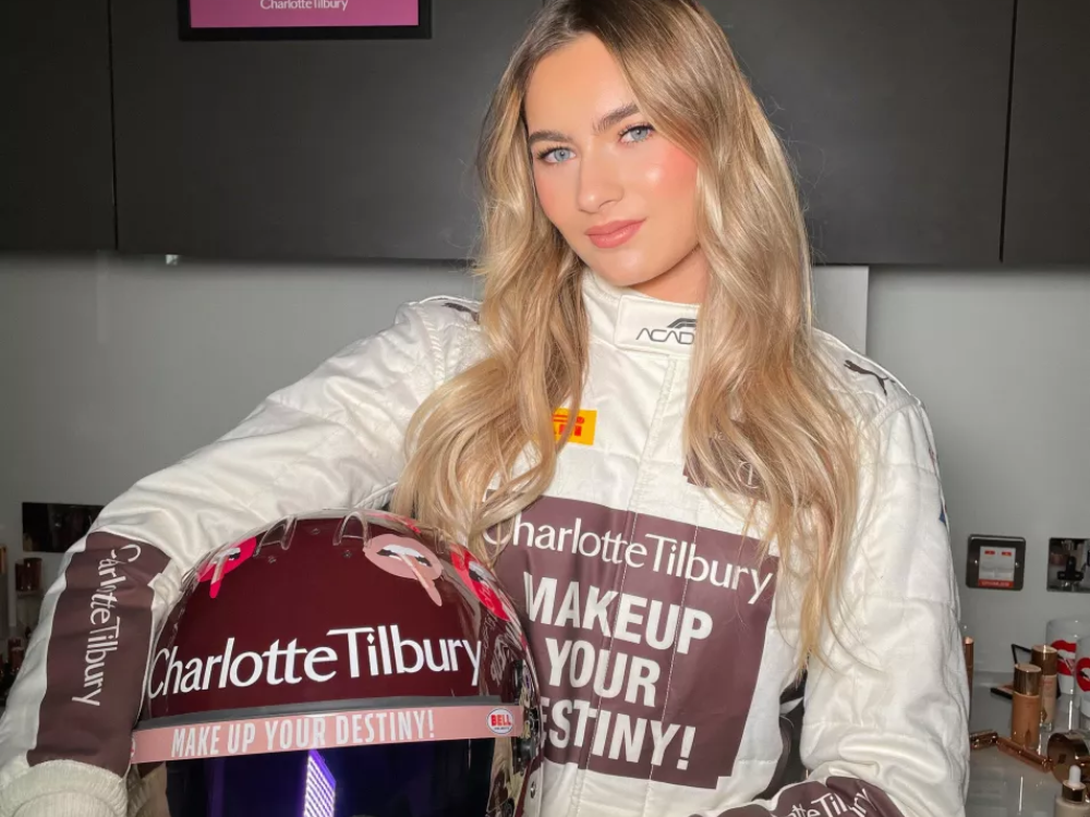 Charlotte Tilbury: la primera marca de belleza en patrocinar la F1 Academy -MOKA